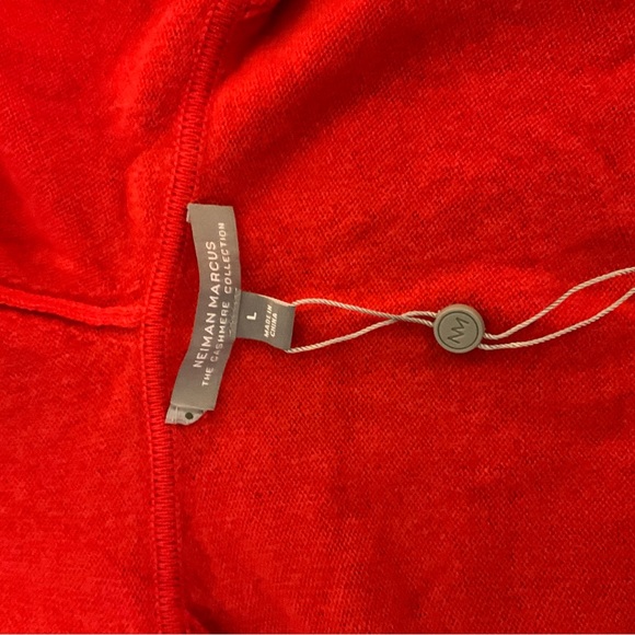 Nieman Marcus Cashmere 2 piece lounge set. Size L - Picture 5 of 10